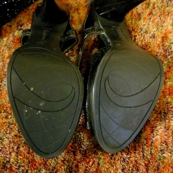 Womens size 9 Fioni Black Confetti heels - Picture 4 of 7